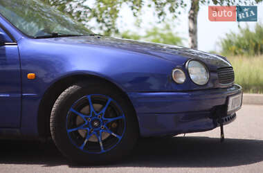 Хэтчбек Toyota Corolla 1998 в 