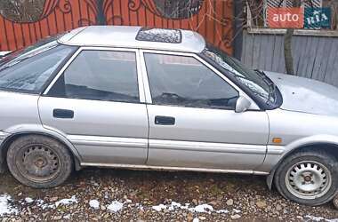 Лифтбек Toyota Corolla 1988 в 