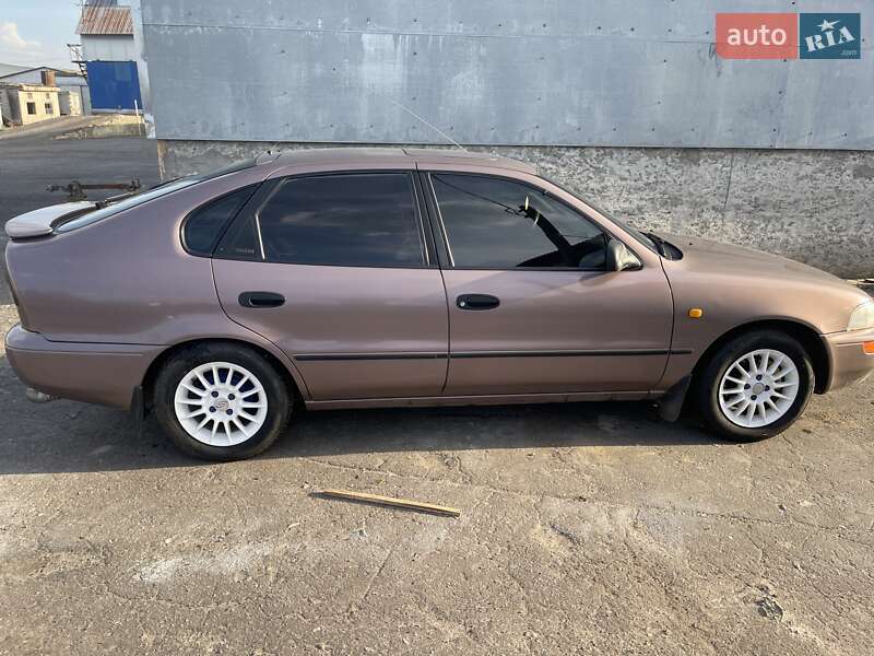 Лифтбек Toyota Corolla 1993 в Гоголеве