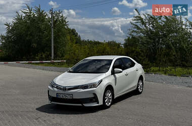 Седан Toyota Corolla 2018 в 