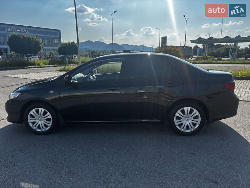 Седан Toyota Corolla 2007 в Тячеві