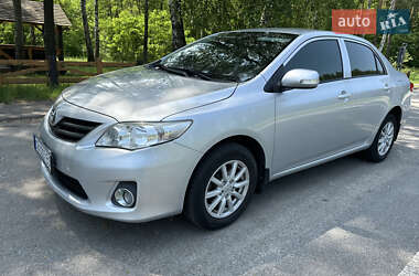 Седан Toyota Corolla 2012 в 