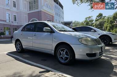 Седан Toyota Corolla 2005 в 