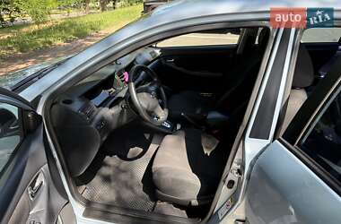 Седан Toyota Corolla 2005 в 