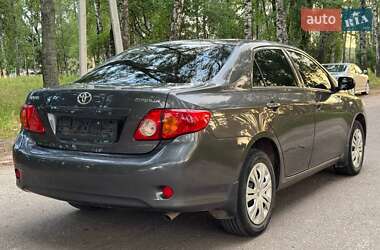 Седан Toyota Corolla 2008 в Охтирці
