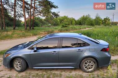 Седан Toyota Corolla 2019 в Полтаві