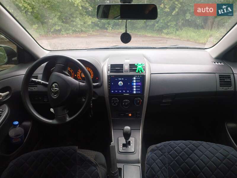 Седан Toyota Corolla 2007 в Вышгороде