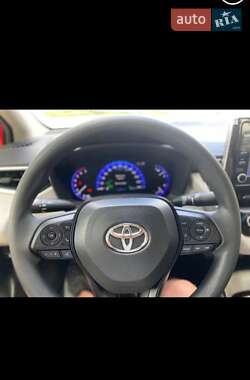 Седан Toyota Corolla 2019 в 