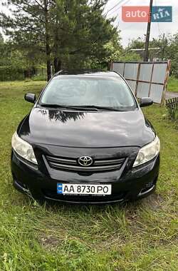 Седан Toyota Corolla 2008 в Києві