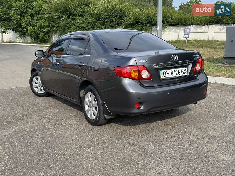 Седан Toyota Corolla 2008 в Одесі