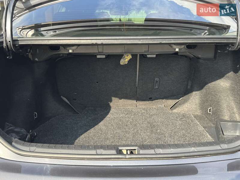 Седан Toyota Corolla 2008 в Одесі