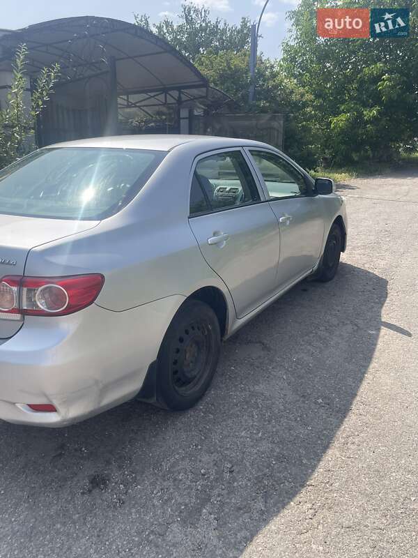 Седан Toyota Corolla 2013 в Запорожье