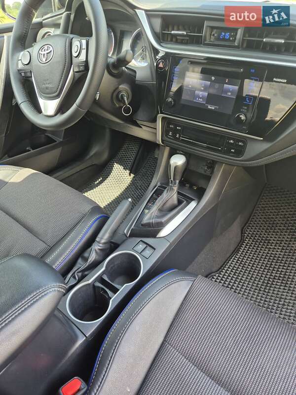 Седан Toyota Corolla 2017 в Валках фото 14 Седан Toyota Corolla 2017 в Валках