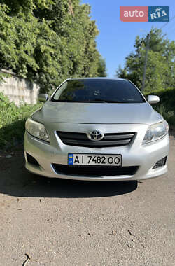 Седан Toyota Corolla 2009 в 