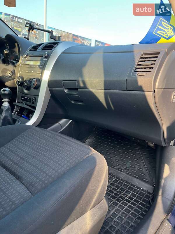 Седан Toyota Corolla 2010 в Борисполі