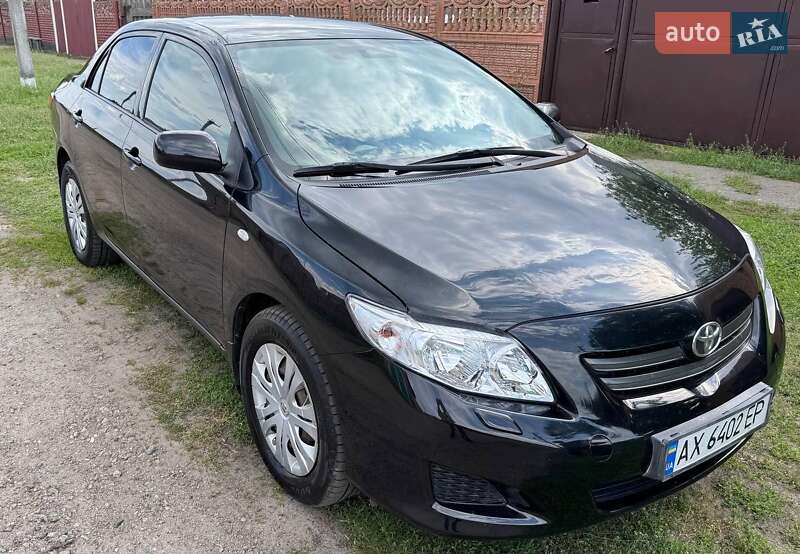 Седан Toyota Corolla 2007 в Харкові