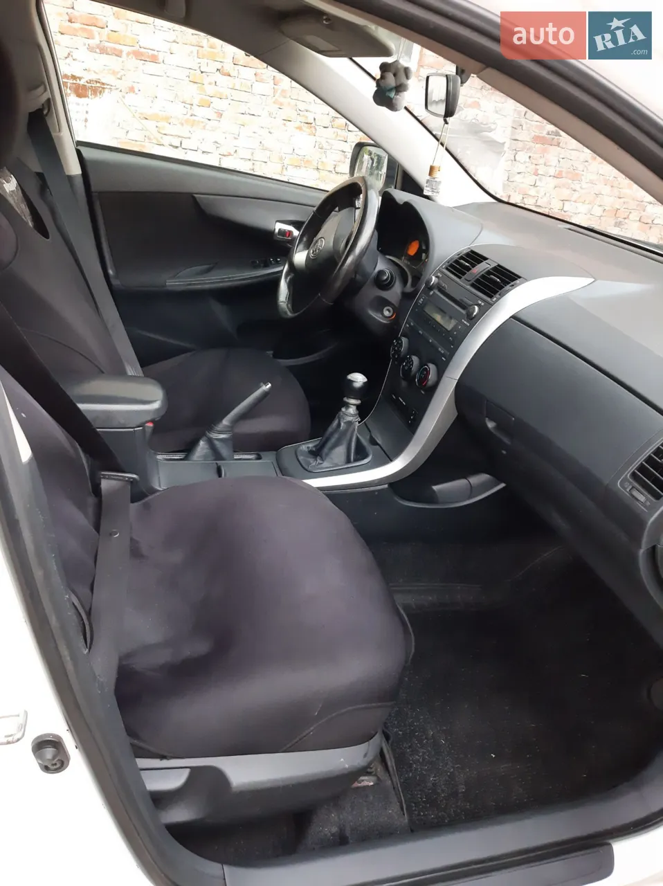 2011 Toyota Corolla - мініатюра 15