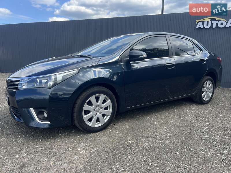 Toyota Corolla 2015