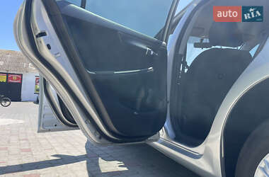 Седан Toyota Corolla 2010 в 
