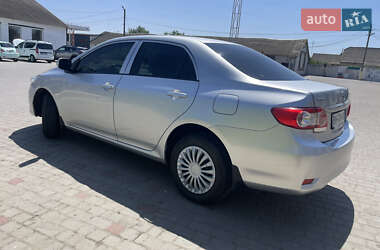 Седан Toyota Corolla 2010 в 