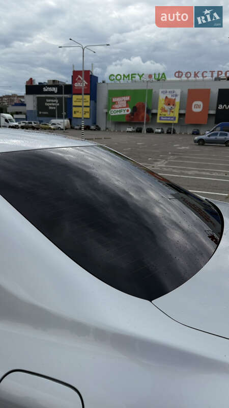 Седан Toyota Corolla 2010 в Днепре