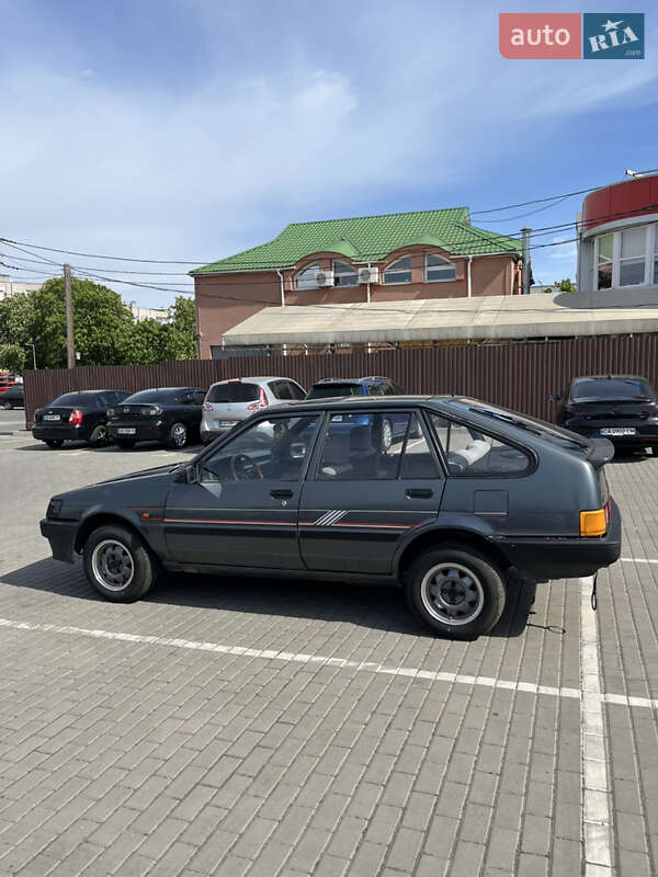 Лифтбек Toyota Corolla 1987 в Черкассах