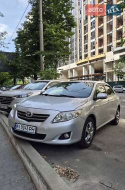 Седан Toyota Corolla 2008 в Києві