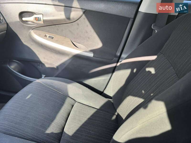 Седан Toyota Corolla 2008 в Одессе