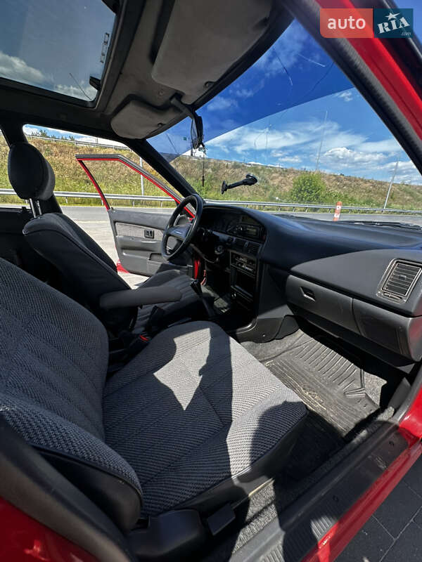 Ліфтбек Toyota Corolla 1989 в Києві