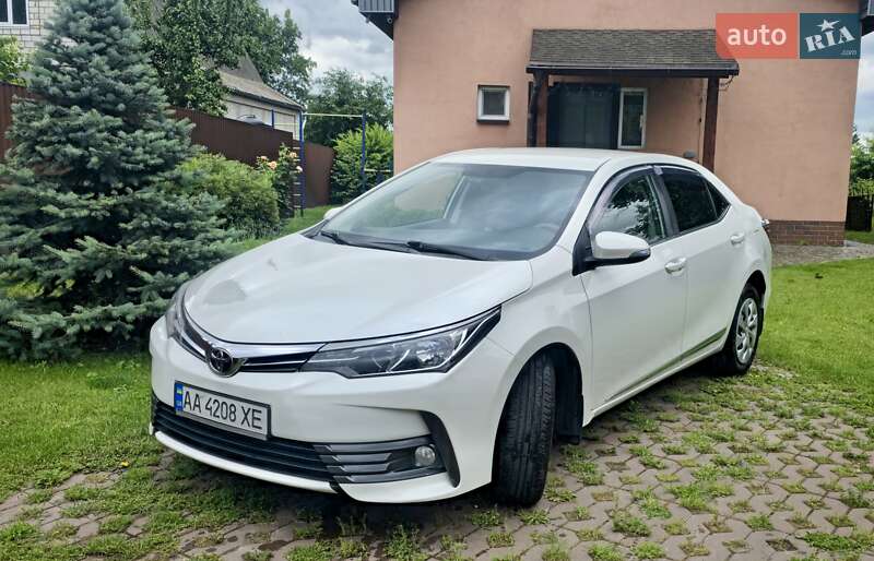 Toyota Corolla 2016