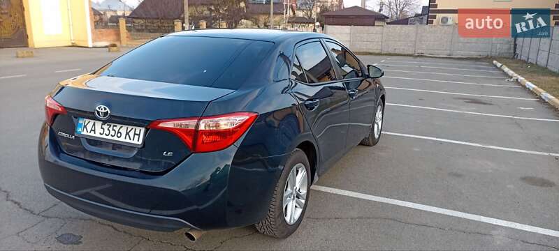 Седан Toyota Corolla 2017 в Києві