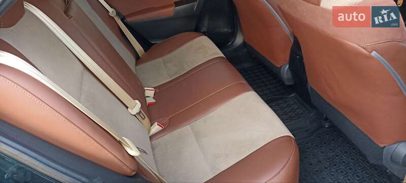Седан Toyota Corolla 2017 в Києві