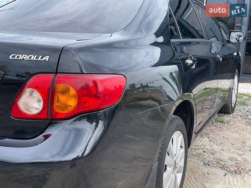Седан Toyota Corolla 2008 в Киеве