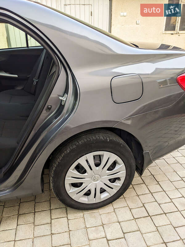 Седан Toyota Corolla 2008 в Копычинце
