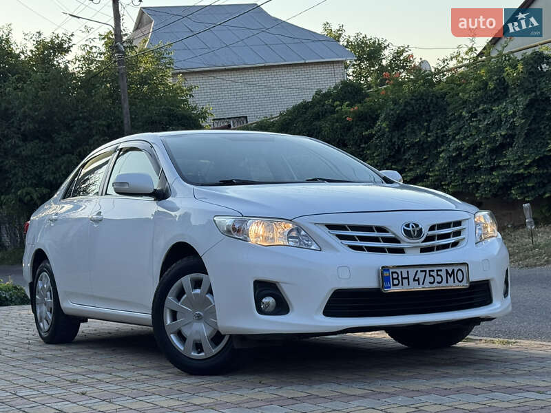 Седан Toyota Corolla 2010 в Одессе