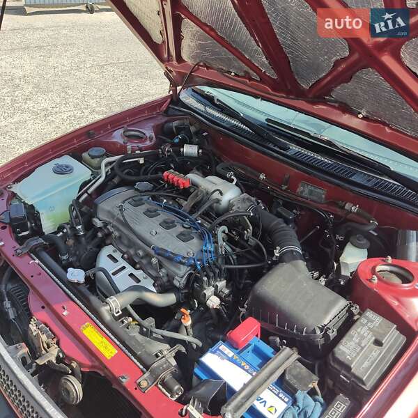 Седан Toyota Corolla 1999 в Києві