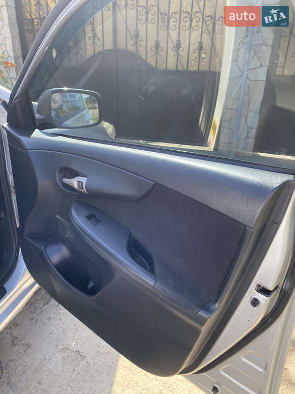 Седан Toyota Corolla 2008 в Одессе