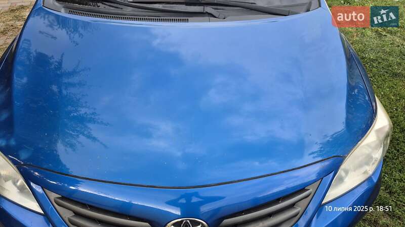 Седан Toyota Corolla 2011 в Києві