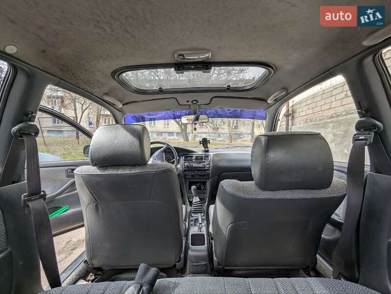 Хэтчбек Toyota Corolla 1993 в Светловодске