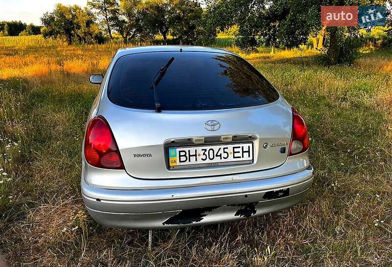 Хэтчбек Toyota Corolla 1997 в Саврани