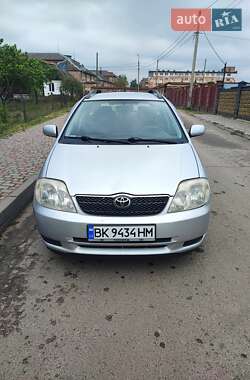 Универсал Toyota Corolla 2002 в Сарнах