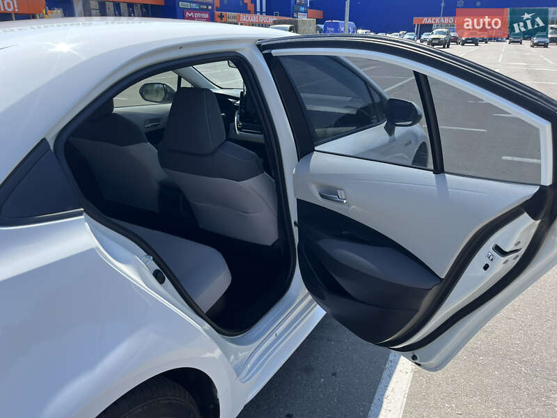 Седан Toyota Corolla 2019 в Запорожье