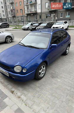 Хетчбек Toyota Corolla 1998 в Києві