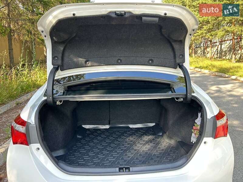 Седан Toyota Corolla 2018 в Харькове фото 8 Седан Toyota Corolla 2018 в Харькове