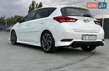 Хетчбек Toyota Corolla 2018 в 
