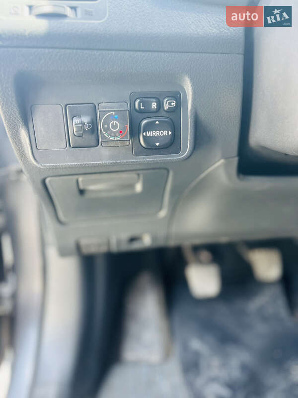 Седан Toyota Corolla 2011 в Каменец-Подольском