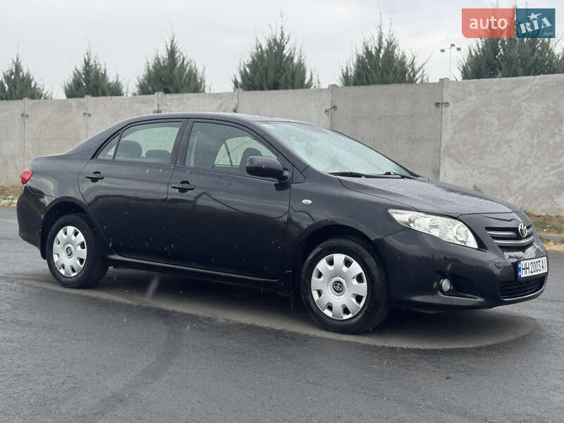 Седан Toyota Corolla 2008 в Одессе