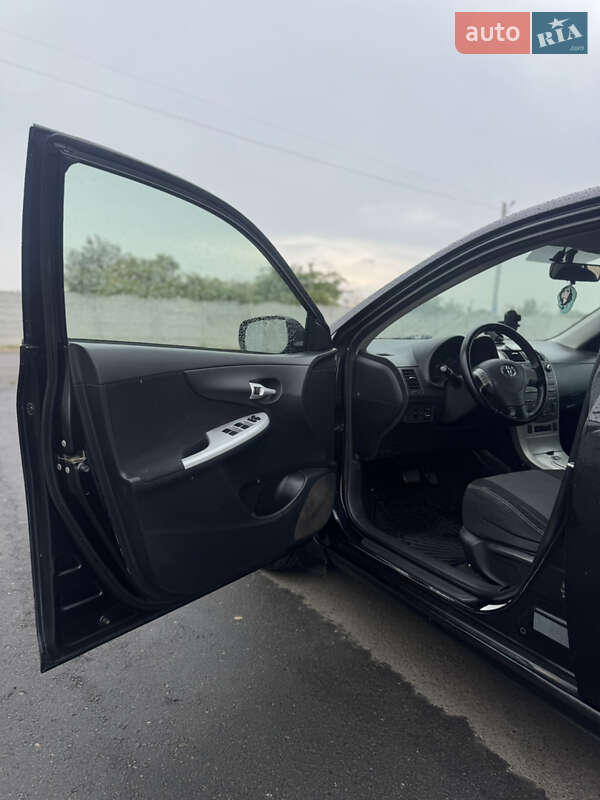 Седан Toyota Corolla 2008 в Одессе