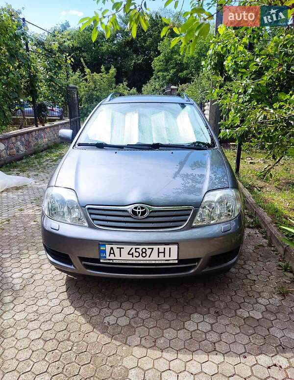 Универсал Toyota Corolla 2006 в Надворной