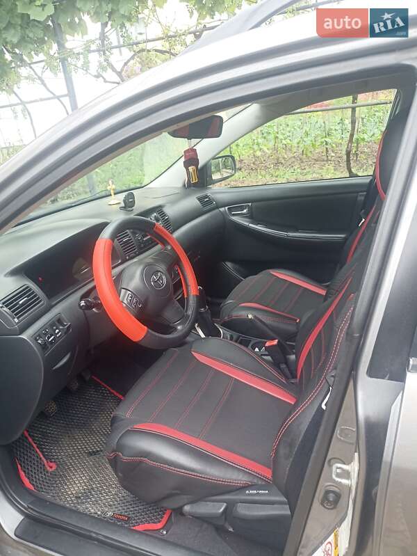 Универсал Toyota Corolla 2006 в Надворной